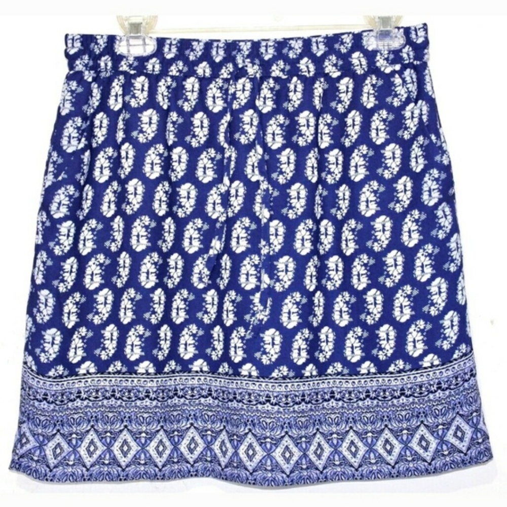 Lucy & Laurel Paisley Skirt with Pockets!